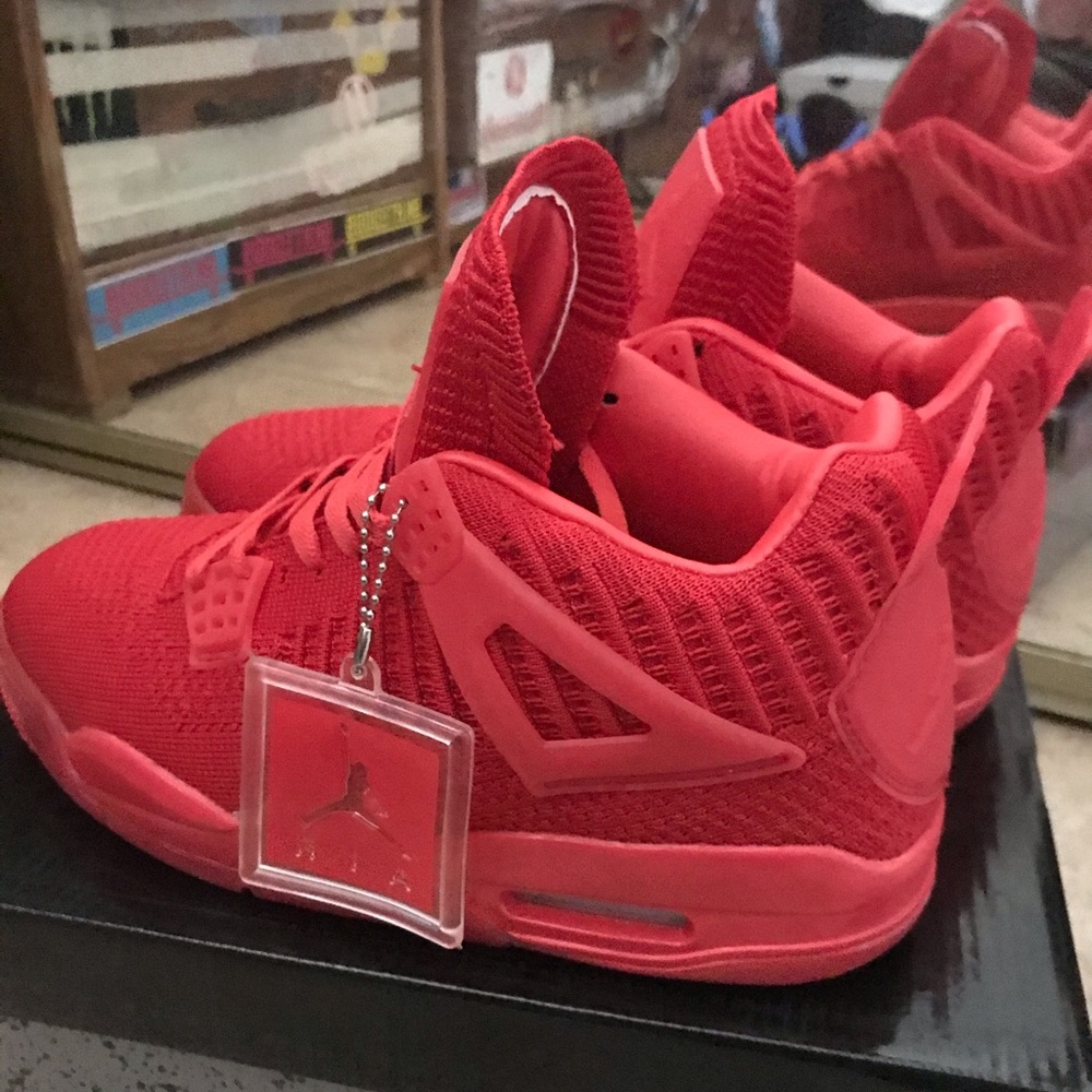 Jordan 4 Flyknit